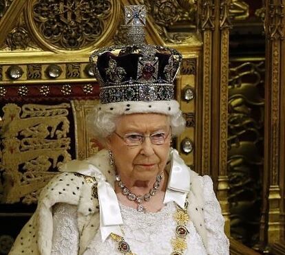 Isabel II bate recorde da tetravó