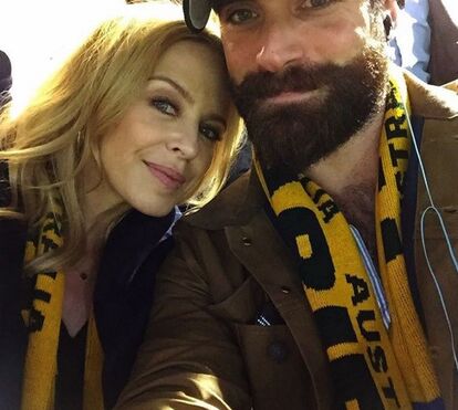 Kylie Minogue está noiva