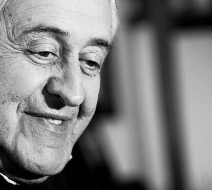 Famosos em lágrimas dois anos após a morte de Nicolau Breyner 