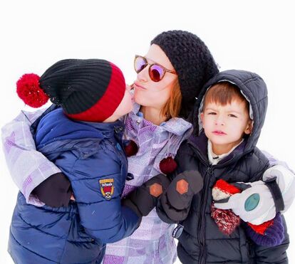 Núria Madruga mostra os filhos na neve