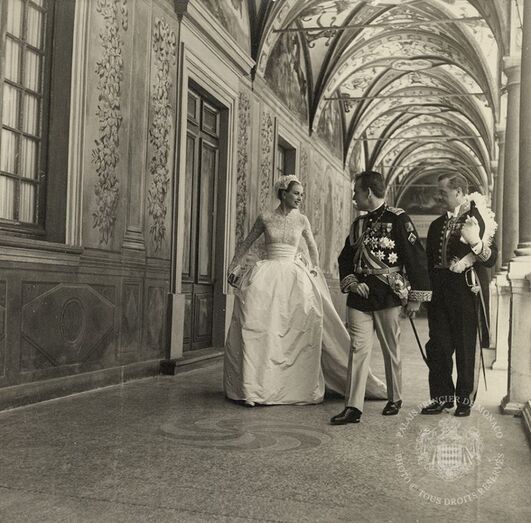 Grace Kelly, casamento, Mónaco, príncipe Rainier III, realeza, cerimónia