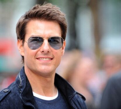 Herói real! Tom Cruise salva operador de câmara que escorregou em comboio em movimento