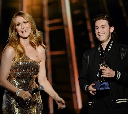Celine Dion emociona-se com o filho