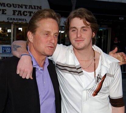 Filho de Michael Douglas libertado da prisão
