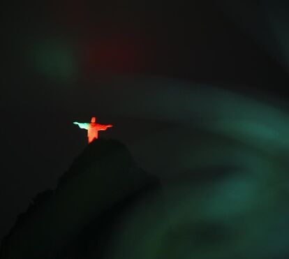 Rio2016: Cristo Redentor iluminado com cores de Portugal