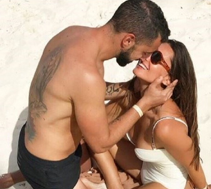 Vanessa celebra aniversário de Simão Sabrosa com momento íntimo do casal