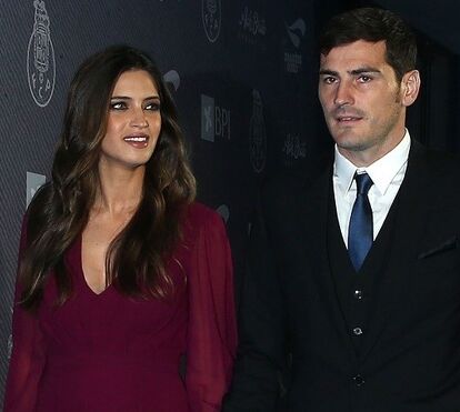 Casillas e Sara batizam o filho