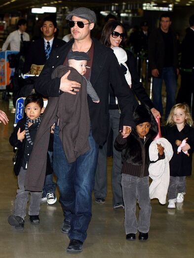 Angelina Jolie, Brad Pitt, filhos, maddox, zahara, shiloh, pax, vivienne, knox