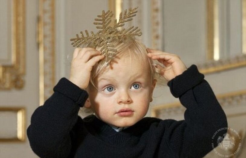 príncipe alberto, princesa charlene, jacques, gabriella
