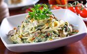 massa com espinafres e parmesão