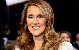 Céline Dion mudou a cor do cabelo