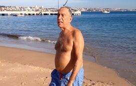 Marcelo Rebelo de Sousa já deu o primeiro mergulho de verão