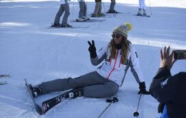 Isabel Figueira cai na neve em Andorra