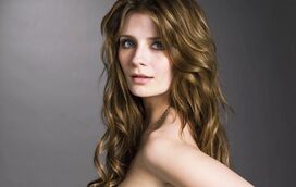 Atriz Mischa Barton internada para avaliação psiquiátrica