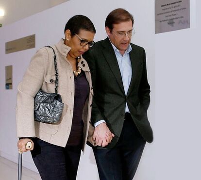 Dramático: Mulher de Passos Coelho enfrenta novo cancro e já só anda de cadeira de rodas