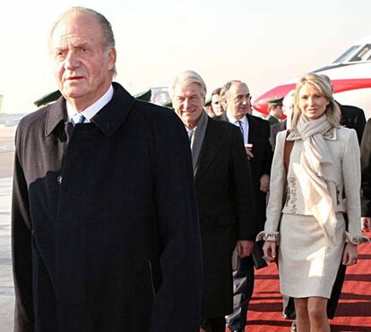 Cerco aperta! Juan Carlos terá feito fortuna como 'comissionista' e o fisco espanhol exige respostas 