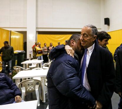 Idosos, pobres, sem-abrigo e doentes: Porque é que Marcelo é solidário.