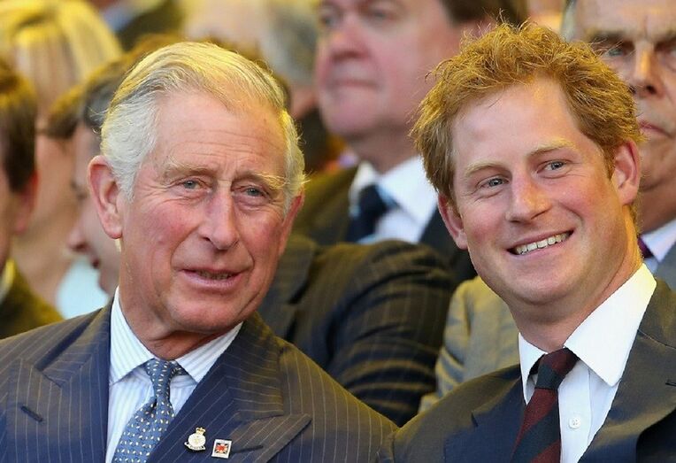 Carlos e Harry de Inglaterra 
