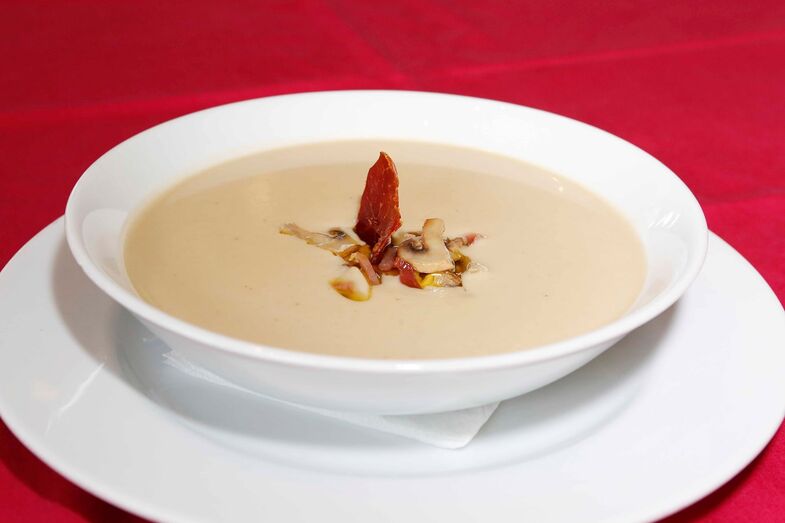 sopa castanhas com cogumelos e presunto Justa Nobre