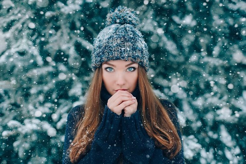 rapariga frio