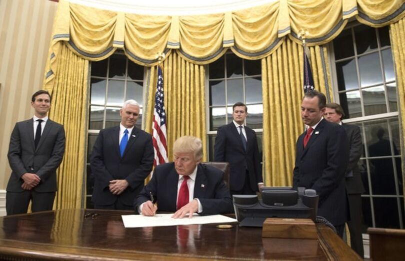Donald  Trump sala oval