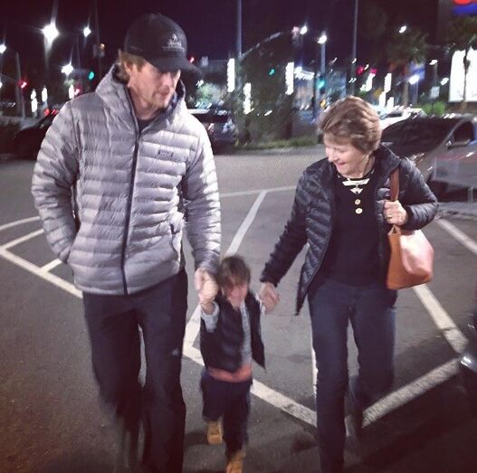 David Paul Olsen, River Isaac e Jeanne Olsen