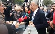 Marcelo Compra castanhas em Lisboa