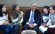 Marcelo Rebelo de Sousa entrevistado por crianças