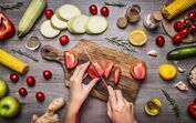 7 formas inteligentes de cortar alimentos