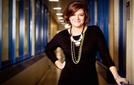 Filho de Júlia Pinheiro invade casa da mãe, filma e mostra tudo na TV 