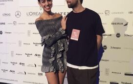 Georgina na Semana da Moda com amigo, sem Cristiano Ronaldo