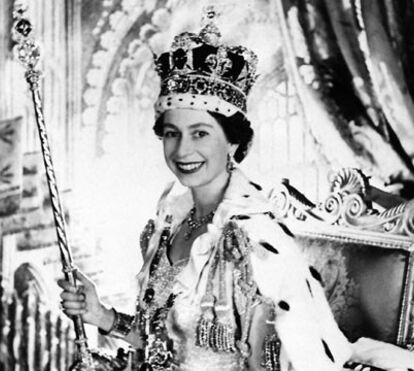 Rainha Isabel: A aguentar o peso da coroa há 65 anos