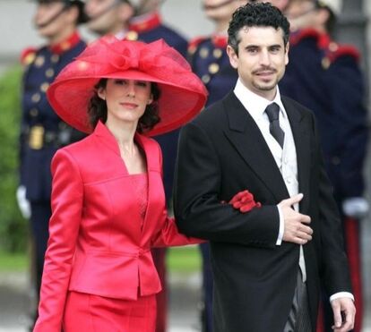 Letizia chora suicídio da irmã