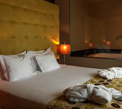 8 hotéis incríveis com jacuzzi no quarto 