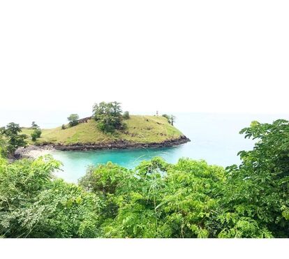 Cláudia Vieira encantada com a beleza de São Tomé e Príncipe
