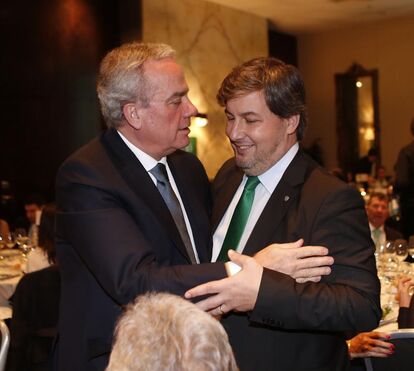 Ricciardi anda em festas e Salgado já pode sair do país