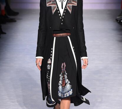 O folclore romântico de Temperley London