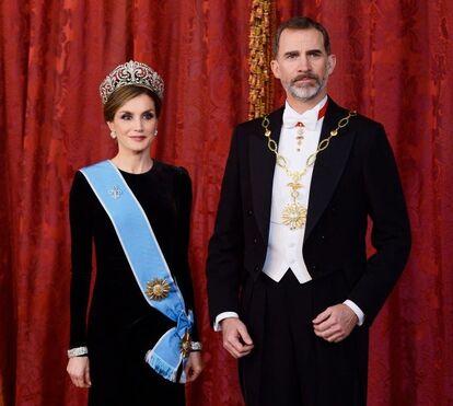 Letizia estreou a jóia da coroa no jantar real