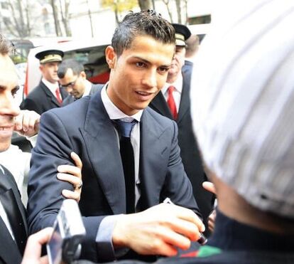 Quem é o homem que estava com o Ronaldo na noite da alegada violação? Nós contamos-lhe tudo