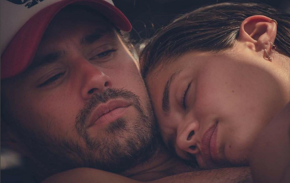 sara sampaio, oliver ripley