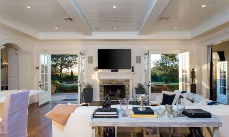 jéssica alba, mansão, luxuosa, beverly hills, milhões, hollywood