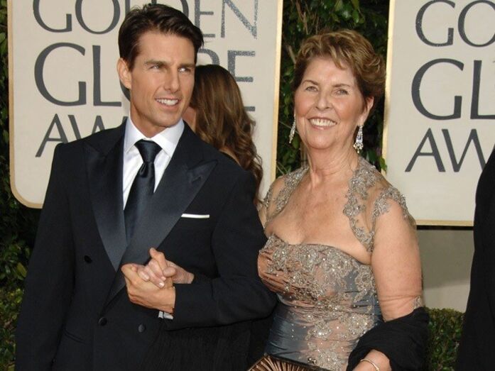 Tom Cruise, Mary Lee South