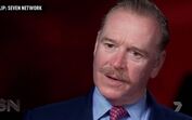 James Hewitt nega ser o pai de Harry