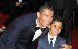 Ronaldo pai de gémeos: a história secreta de Cristianinho repete-se...