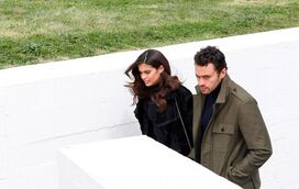 Sara Sampaio de mão dada com milionário no Porto