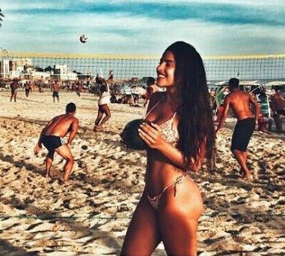 Filha de Jorge Mendes em folia no Carnaval do Rio