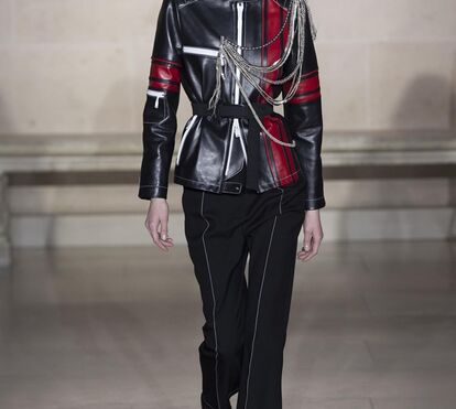 Louvre veste-se de Louis Vuitton