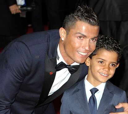 Ronaldo pai de gémeos: a história secreta de Cristianinho repete-se...