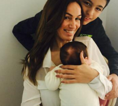 Liliana Aguiar com os filhos Salvador e Miguel Ângelo