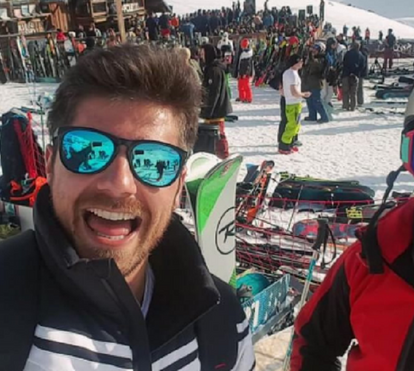 Lourenço Ortigão de férias na neve sem a nova namorada